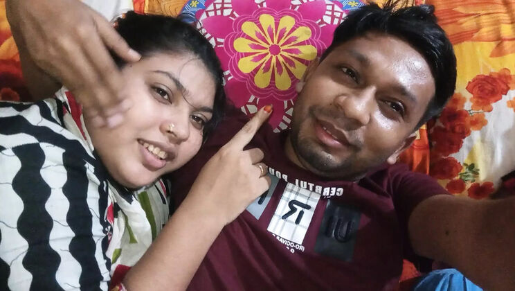 Desi Couple First Time Cum - Hot Indian Wife & Husband Romantic Sex