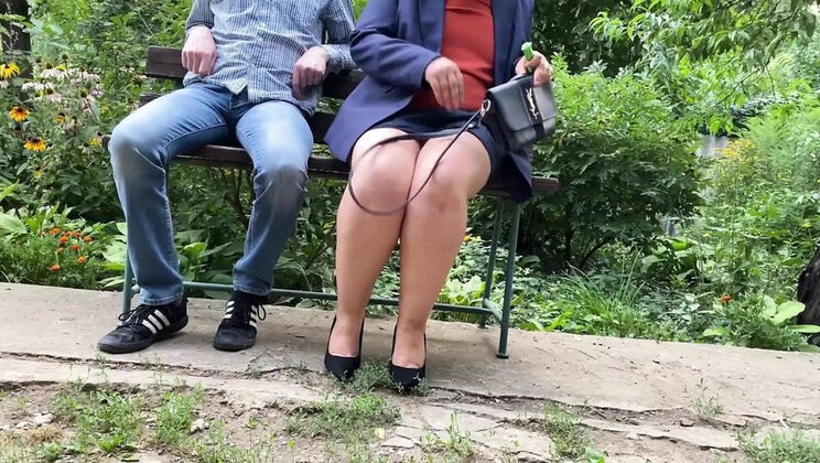 Public Park MILF Surprise - Big Ass Ukrainian Mom Fucks Outdoors