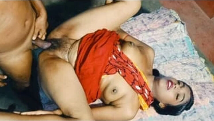 Desi Bhabhi Somausha Hardcore Anal & Dogging - Indian Aunty First Time XXX