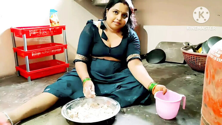 Desi Indian Bhabhi Fucked Hard in Kitchen - Tight Pussy Doggy Style