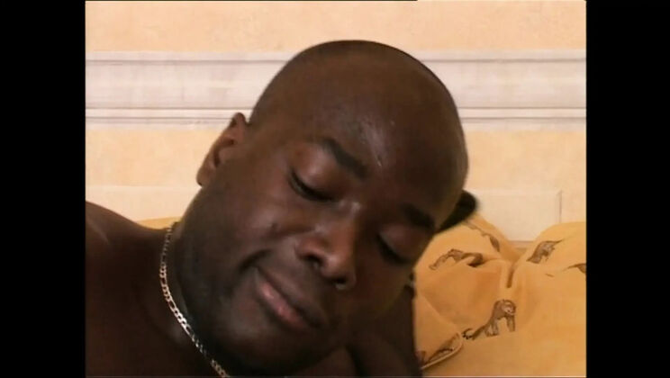 Horny MILF Jessica Fiorentino Gets Her Hairy Pussy Filled by Monster Black Cock and Cumshot