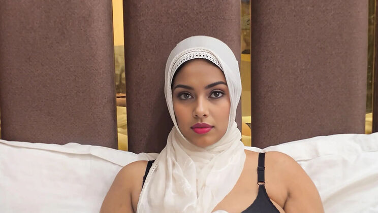 Desi Muslim Hijab Step Khala Hot Sex with Step Son - Mature Aunty Fucking in 4k